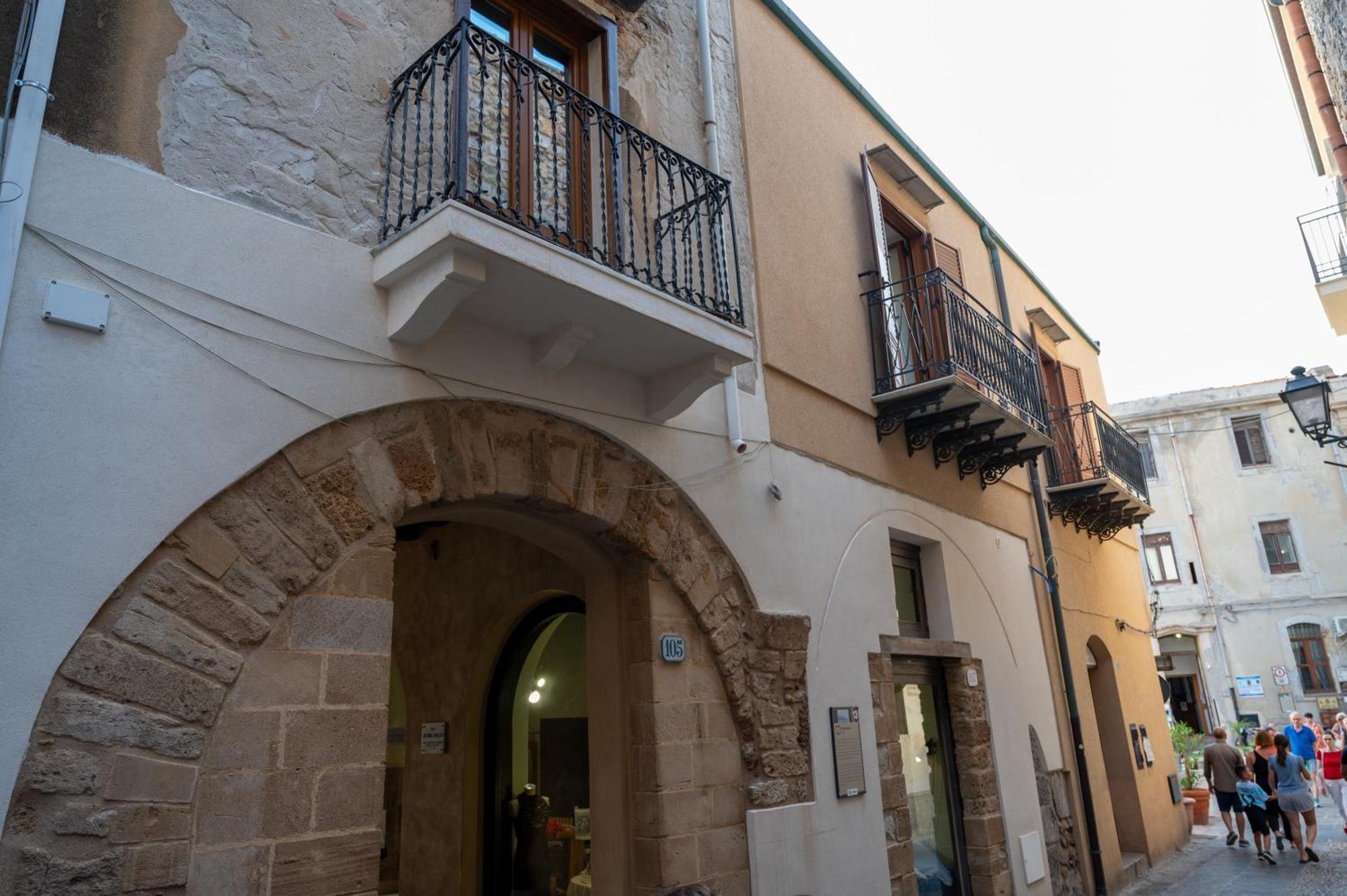 Casa Vacanze Tramonto Alla Marina Cefalù Eksteriør billede