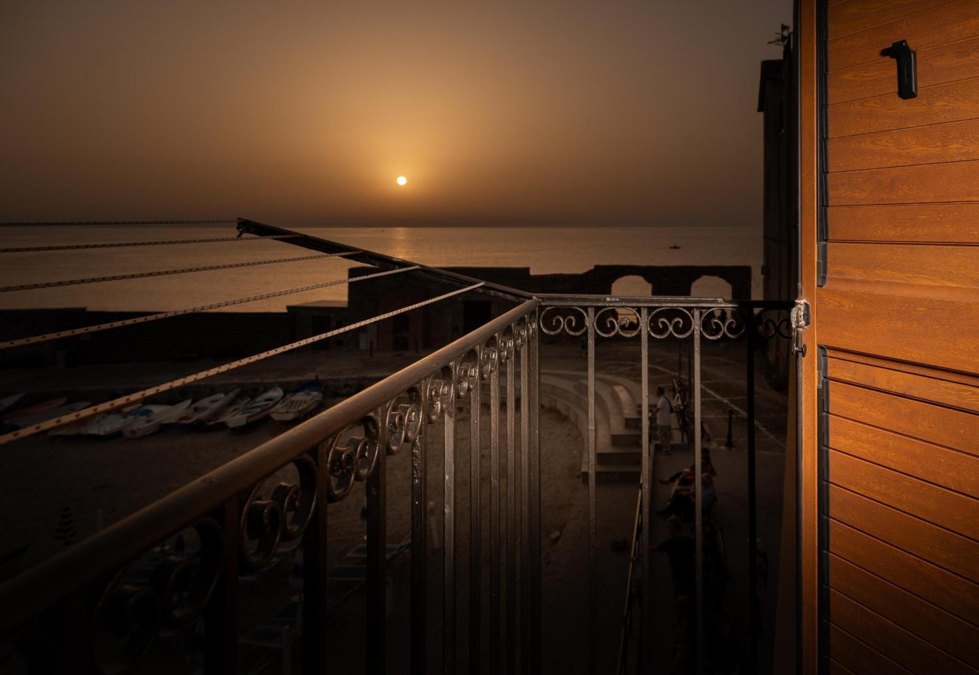 Casa Vacanze Tramonto Alla Marina Cefalù Eksteriør billede