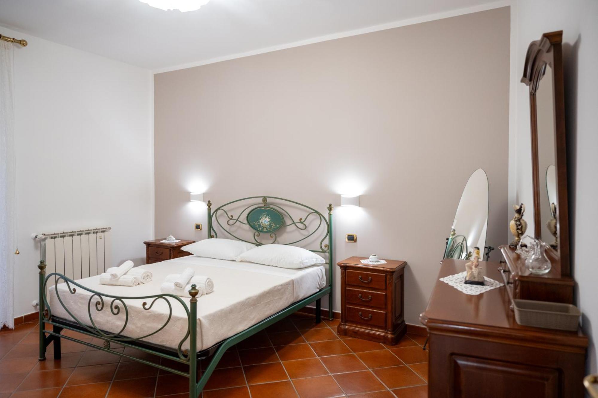 Casa Vacanze Tramonto Alla Marina Cefalù Eksteriør billede