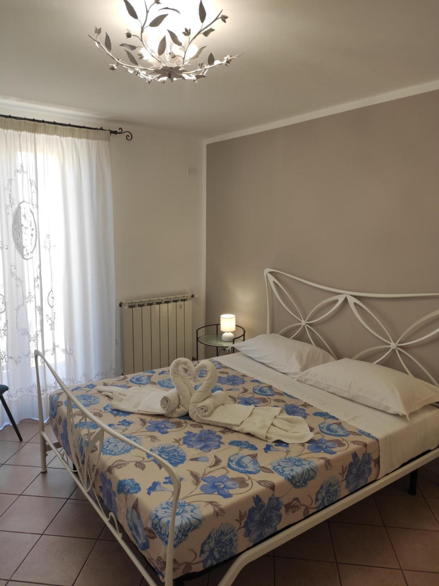 Casa Vacanze Tramonto Alla Marina Cefalù Eksteriør billede