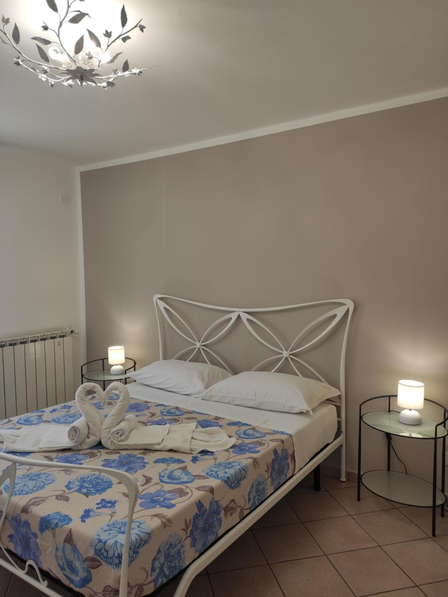 Casa Vacanze Tramonto Alla Marina Cefalù Eksteriør billede